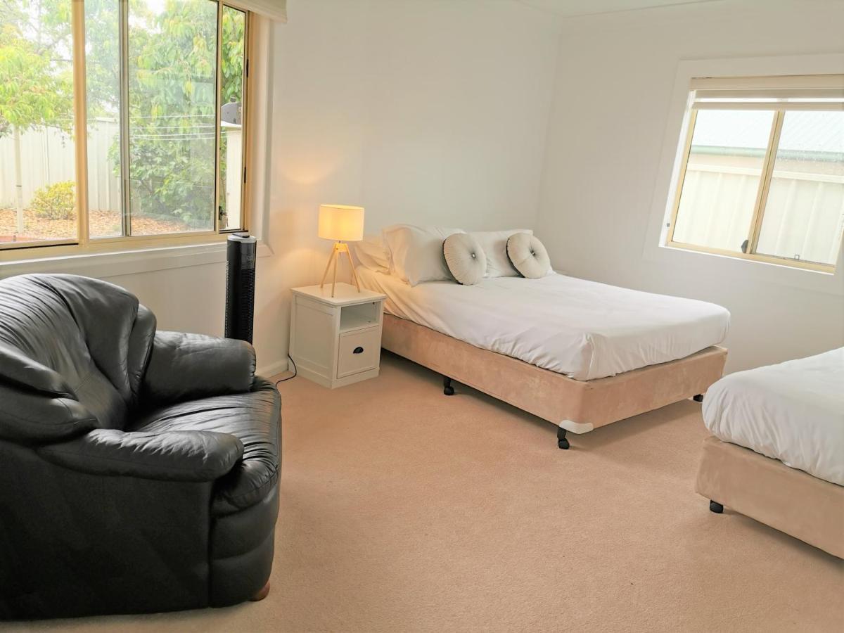 Bathurst Explorers Motel Екстериор снимка