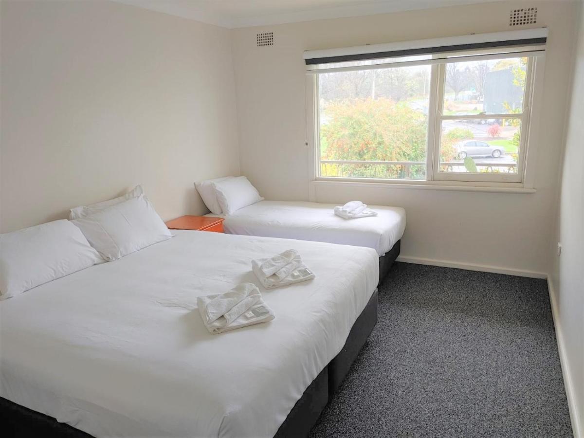Bathurst Explorers Motel Екстериор снимка